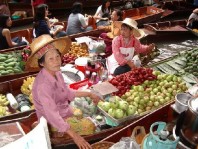 Floating market