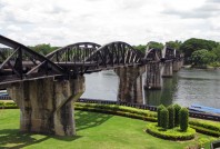 Kanchanaburi - river Kwai bridge